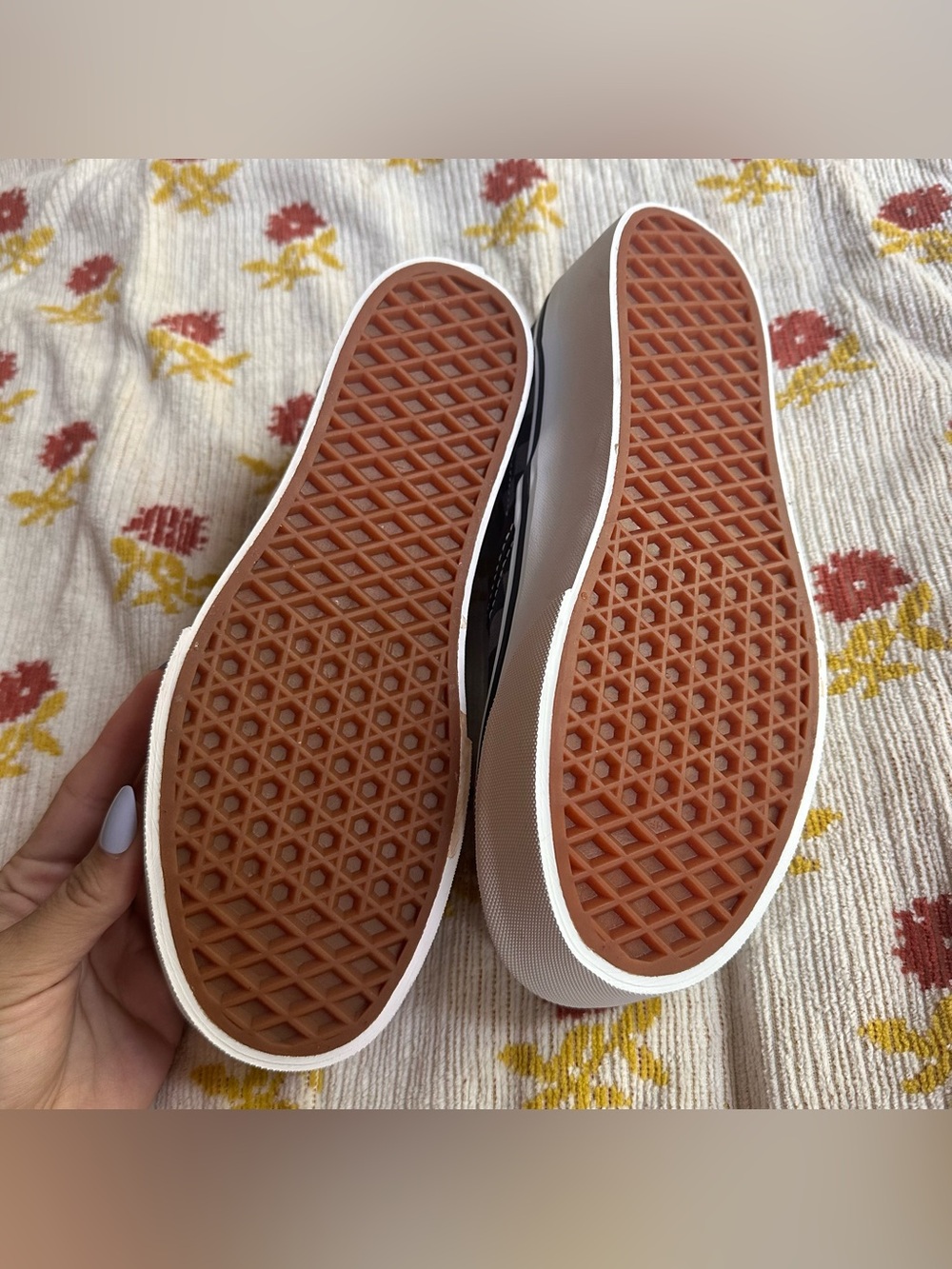 New NWOT Vans Classic Slip-On Platform Checkerboard Shoe in Black and Grey W 8 - Picture 11 of 13